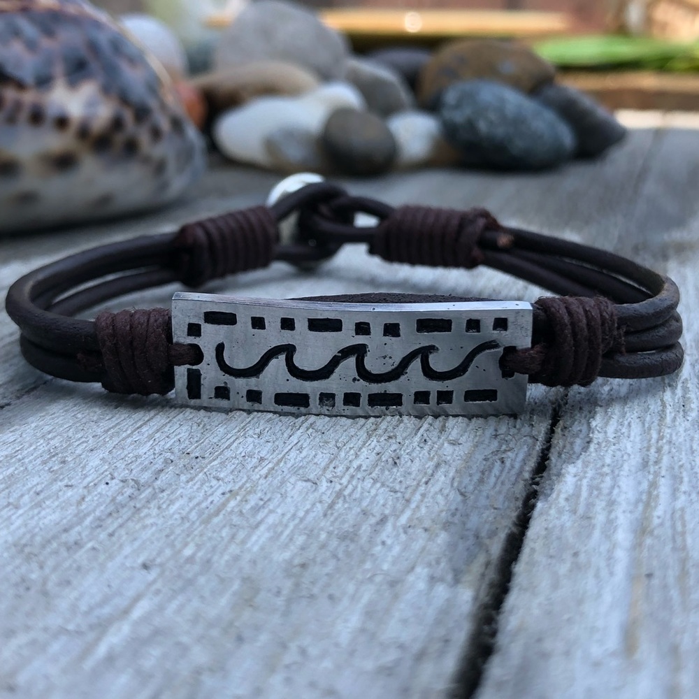 Leather wave bracelet unisex